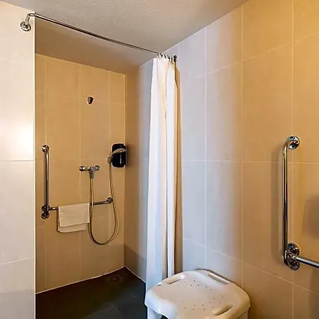 Hotell Saint-nazaire 2*